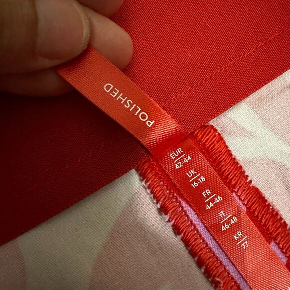 SPANX Polished On the Go Print 5" Shorts in True Red Zebra Stripe - Picture 8 of 11